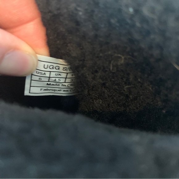 Ugg Black Sequin Boots Size 6 - Picture 9 of 9